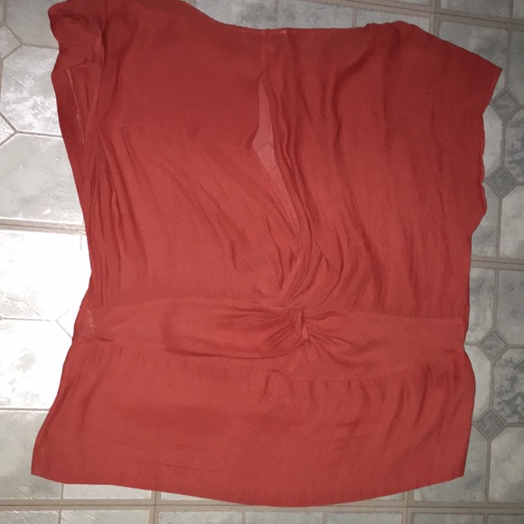 blouse - Picture 2 of 2